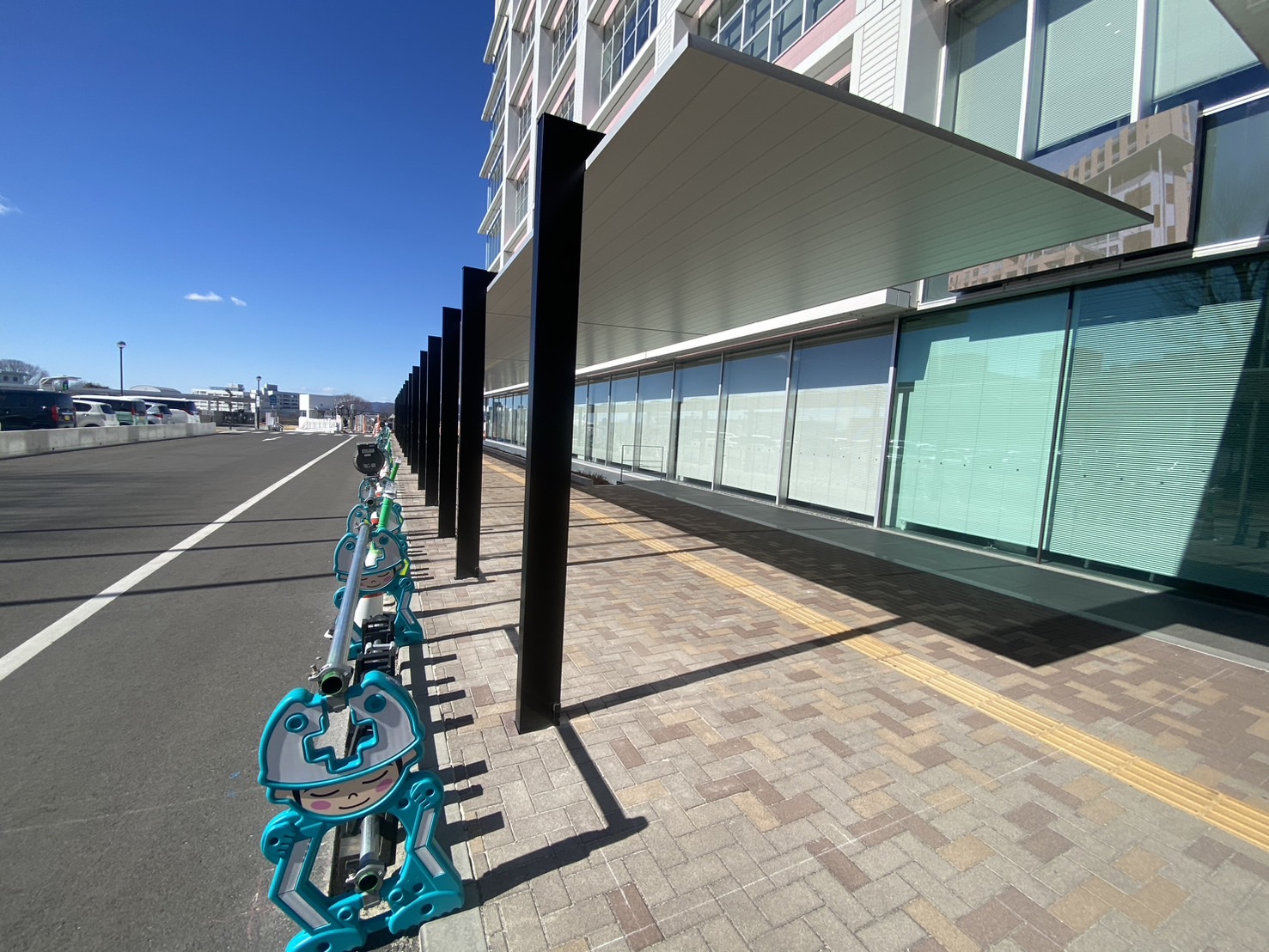 本庁舎 おもいやり駐車スペース